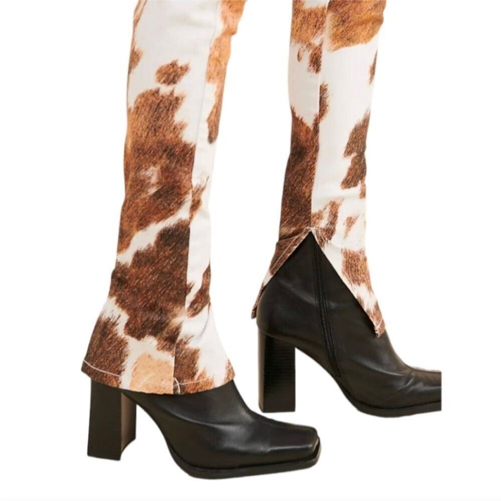 WeWoreWhat NWT Stilleto Skinny Cow Print Brown Pants Denim Size 26 - Picture 4 of 10